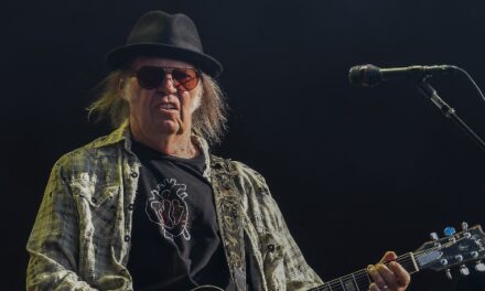 Neil Young planning to play “Cortez The Killer” with lost verses on tour