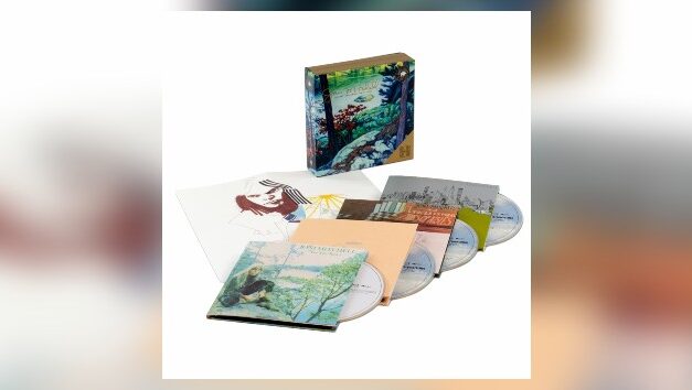Joni Mitchell’s ‘The Asylum Albums (1972-1975)’ box set getting Quadio reissue