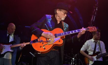 Guitar great Duane Eddy dies at age 86