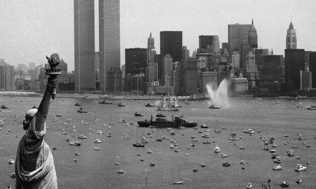 How Americans celebrated the bicentennial: Fireworks, a Freedom Train and Farrah