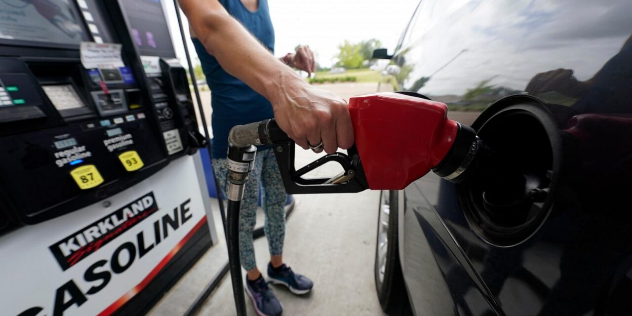 US gas prices dip below $4 for the first time since March