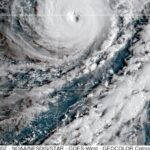 Hawaii residents told to expect tropical storm conditions
