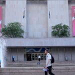 Trump asks Smithsonian to install George Washington statues and exhibit