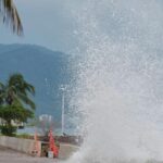 Hurricane Simon pounds resorts and vulnerable towns along Mexico’s Pacific coast