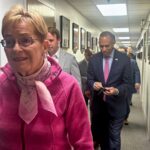 Jeffries likes Democrats’ chances in race for the House as he campaigns in Ohio